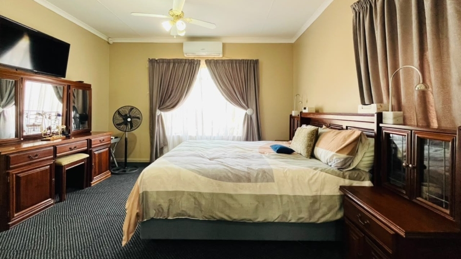 4 Bedroom Property for Sale in Cashan North West